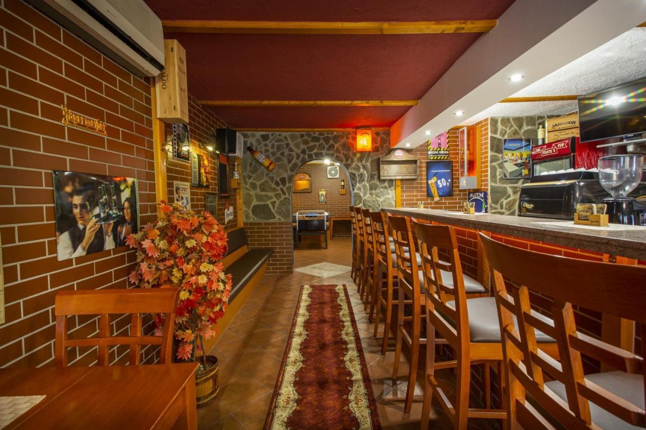 Hotel El Greco Rožnov pod Radhoštěm Екстериор снимка